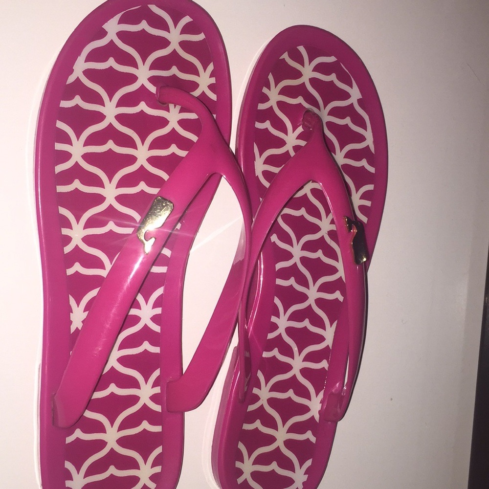 Vineyard vines jelly flip flops